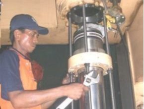 Repair Cylinder Hydraulic dan Pneumatic.