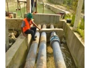 Pengecekan flowmeter untuk air limbah