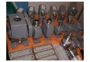 Nanaboshi Electrical Connector