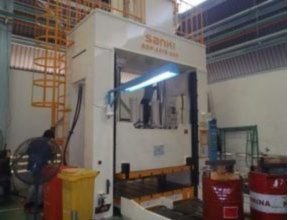 mesin press hydraulic untuk proses dies spotting