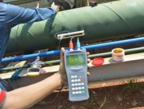 Pengoprasian flow meter ultrasonic portable