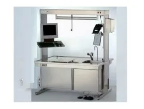 UCS-B Grossing table with overhead illuminated bridge