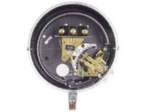 Dwyer Mercoid DADS Series Bourdon Tube Pressure Switch