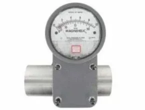 Dwyer VFLO Venturi Flowmeter with Magnehelic® Gage