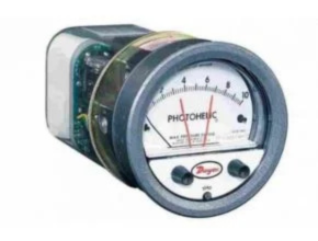 Dwyer A3000 Photohelic Pressure Switch / Gages
