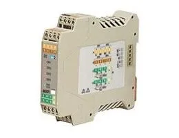 Temperature controller with two isolated loops